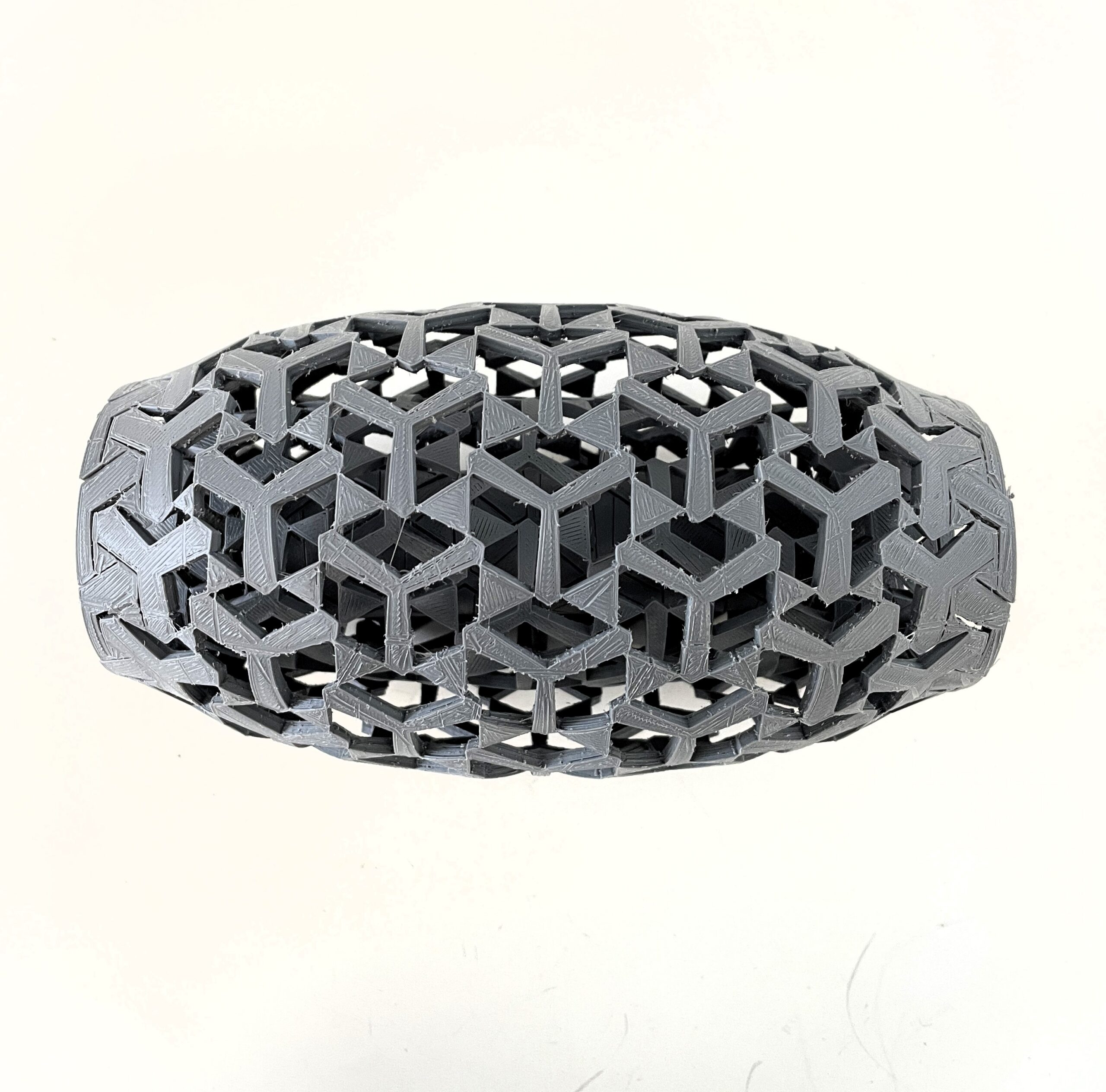 A programmable 3D-printed meta-cylinder lattice