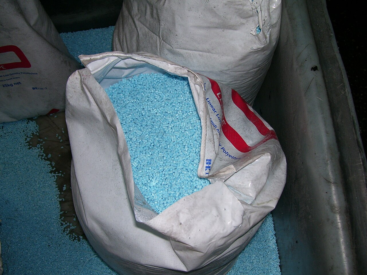 Editorial image related to Prusa Introduces Pre-Dried Prusament Pellets in Smaller Batches for FGF and R&D